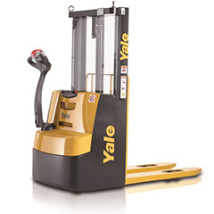 Gerbeur de la marque Yale